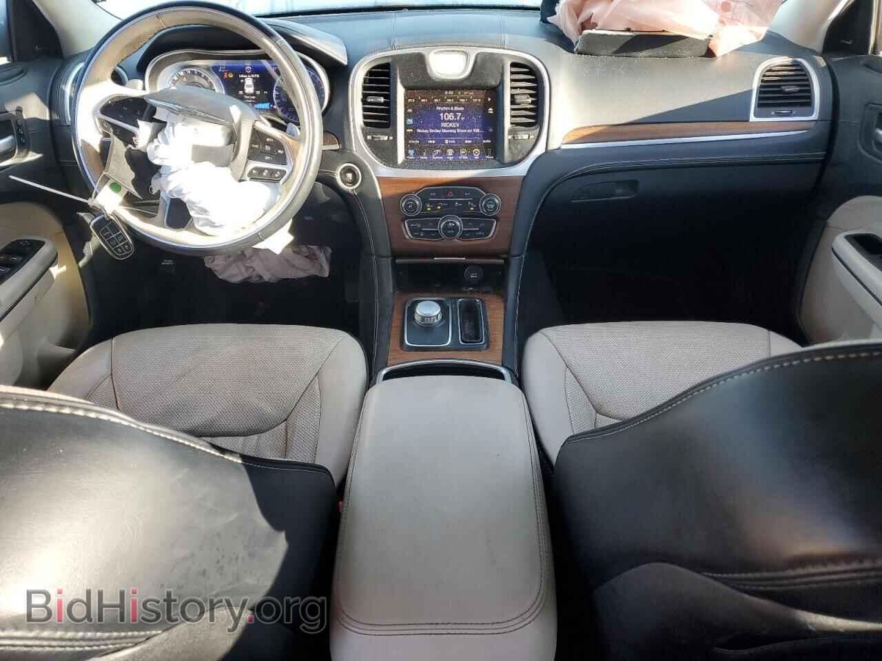 2015 CHRYSLER 300 - VIN: 2C3CCASG9FH808635 - Фото 8