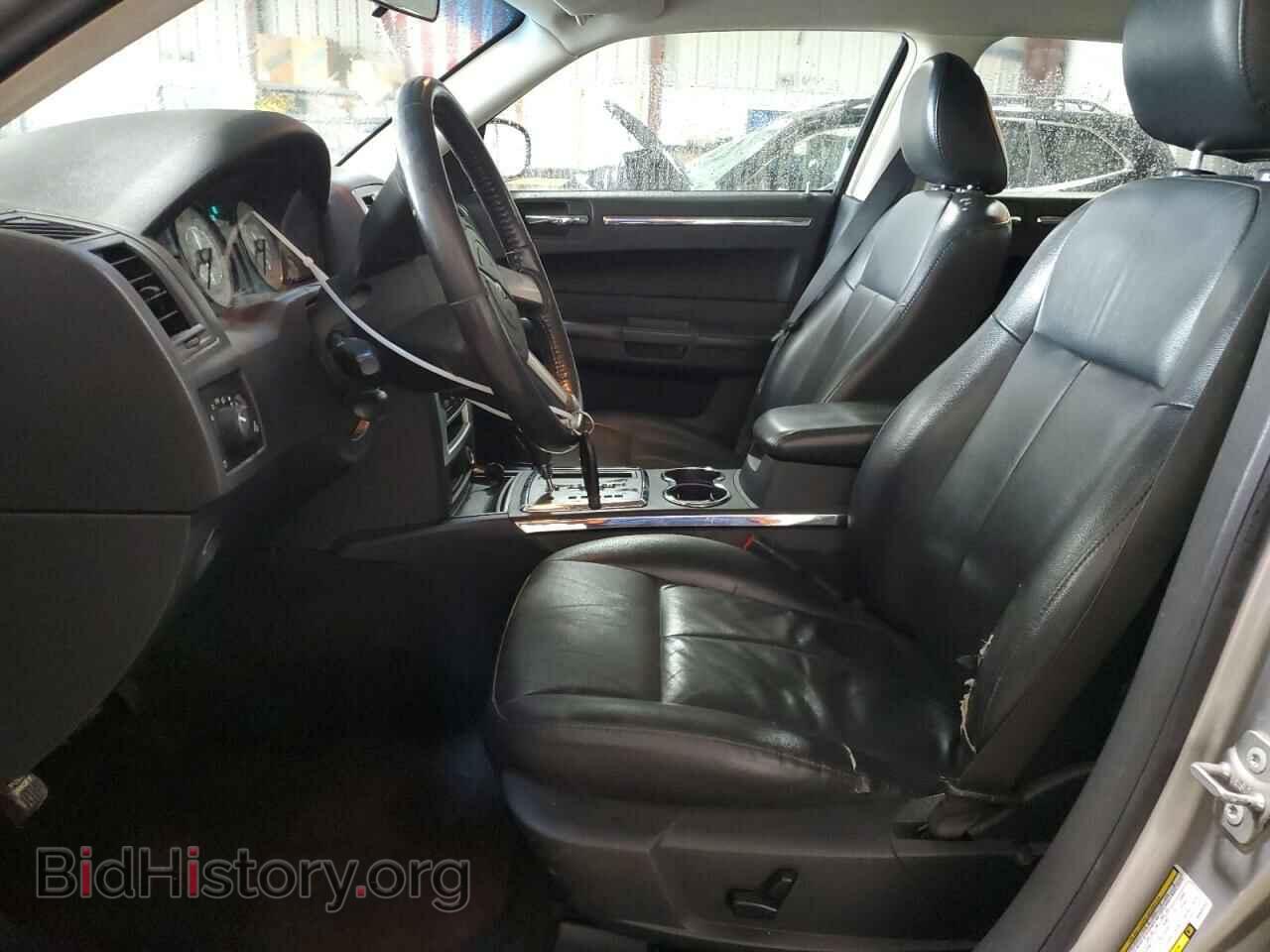 2009 CHRYSLER 300 - VIN: 2C3KA53VX9H634231 - Фото 7