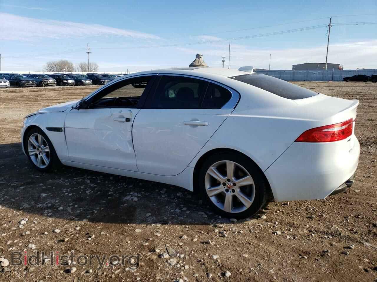 2017 JAGUAR XE - VIN: SAJAD4BG5HA978902 - Фото 2