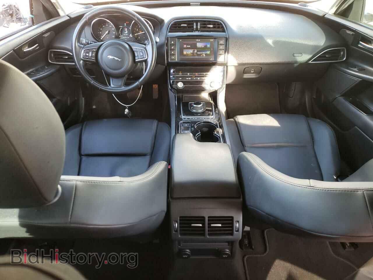 2017 JAGUAR XE - VIN: SAJAD4BG5HA978902 - Фото 8