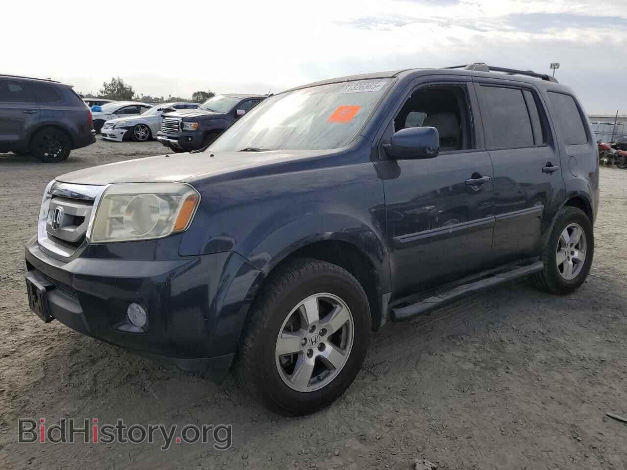 Photo 5FNYF3H42BB054057 - HONDA PILOT 2011