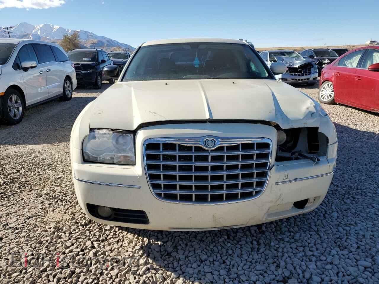 2009 CHRYSLER 300 - VIN: 2C3KA53V69H527953 - Фото 5
