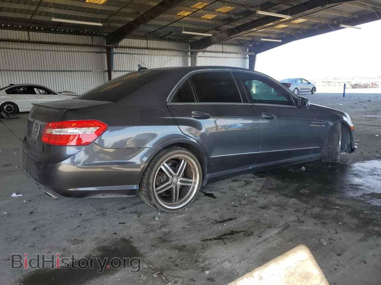 2011 MERCEDES-BENZ E-CLASS - VIN: WDDHF7CB1BA270428 - Photo 3
