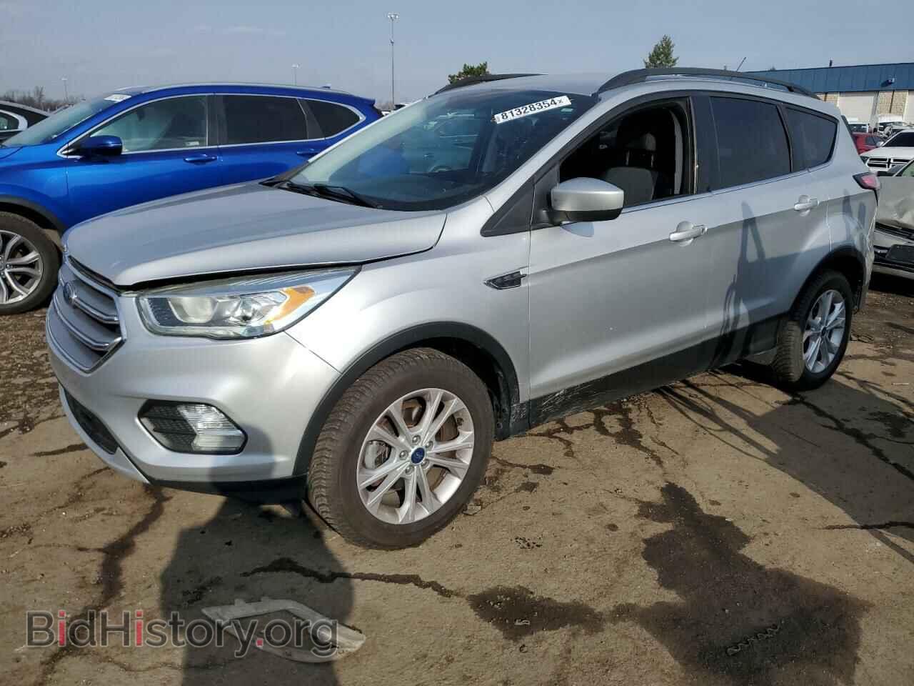 Фотография 1FMCU0GD0HUD18579 - FORD ESCAPE 2017