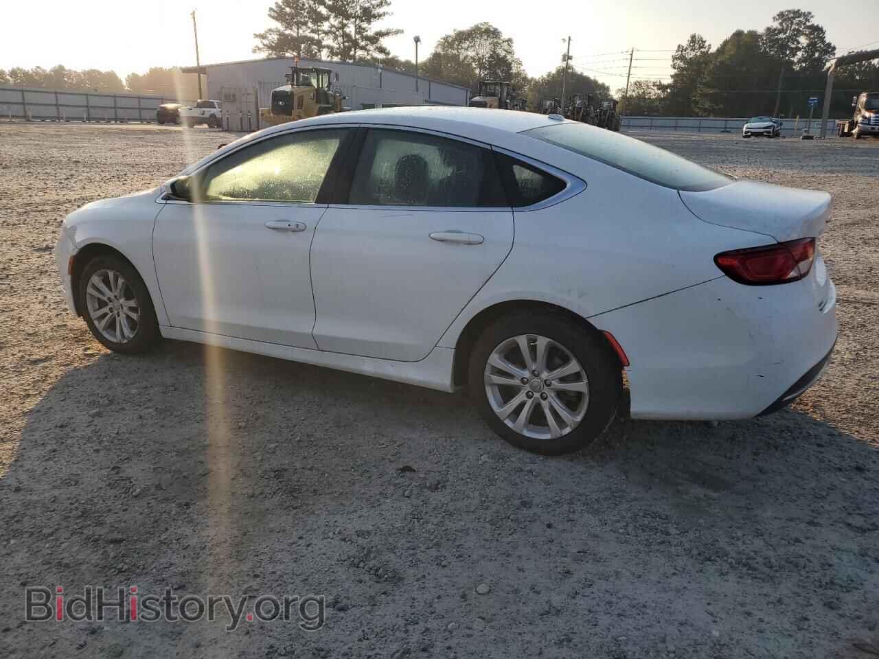 2015 CHRYSLER 200 - VIN: 1C3CCCAB8FN640480 - Фото 2