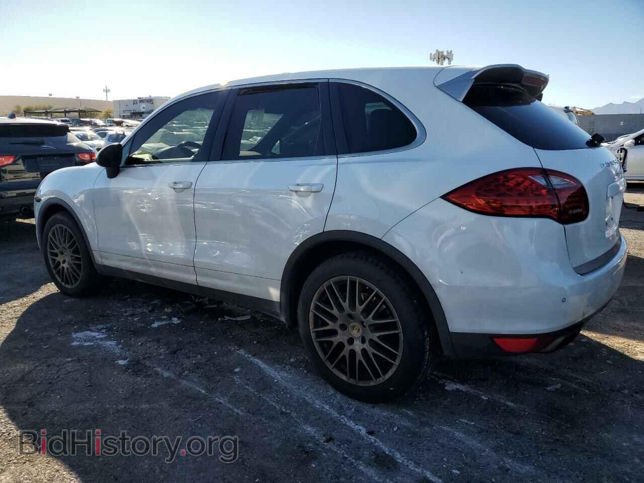 2014 PORSCHE CAYENNE - VIN: WP1AA2A25ELA93079 - Фото 2