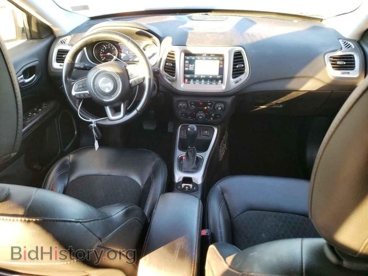 2018 JEEP COMPASS - VIN: 3C4NJCBB1JT285900 - Фото 8