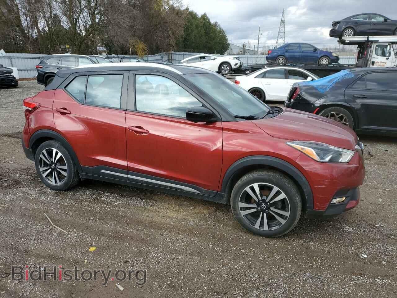 2019 NISSAN KICKS - VIN: 3N1CP5CU5KL553496 - Фото 4