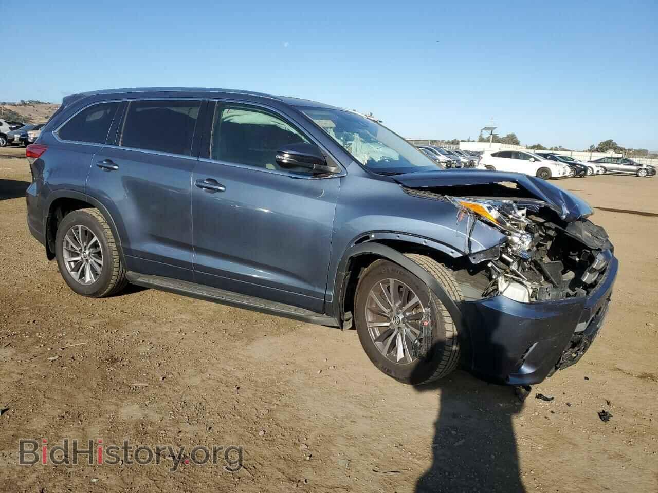 2017 TOYOTA HIGHLANDER - VIN: 5TDJZRFH2HS444792 - Фото 4