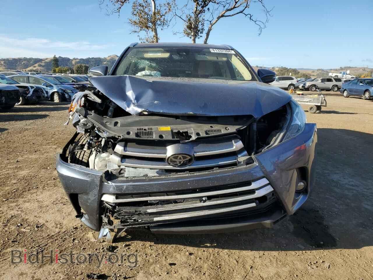 2017 TOYOTA HIGHLANDER - VIN: 5TDJZRFH2HS444792 - Фото 5