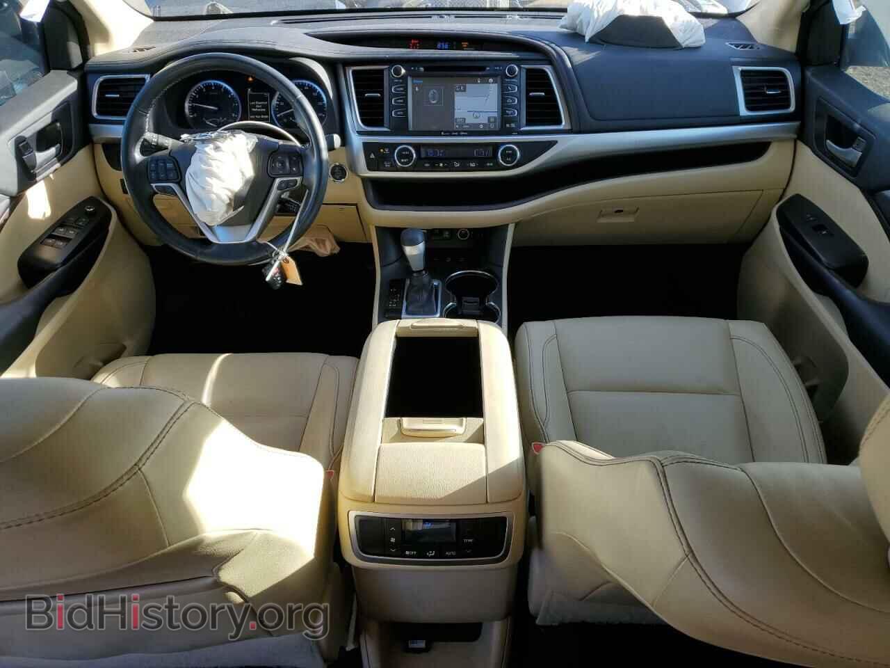 2017 TOYOTA HIGHLANDER - VIN: 5TDJZRFH2HS444792 - Фото 8
