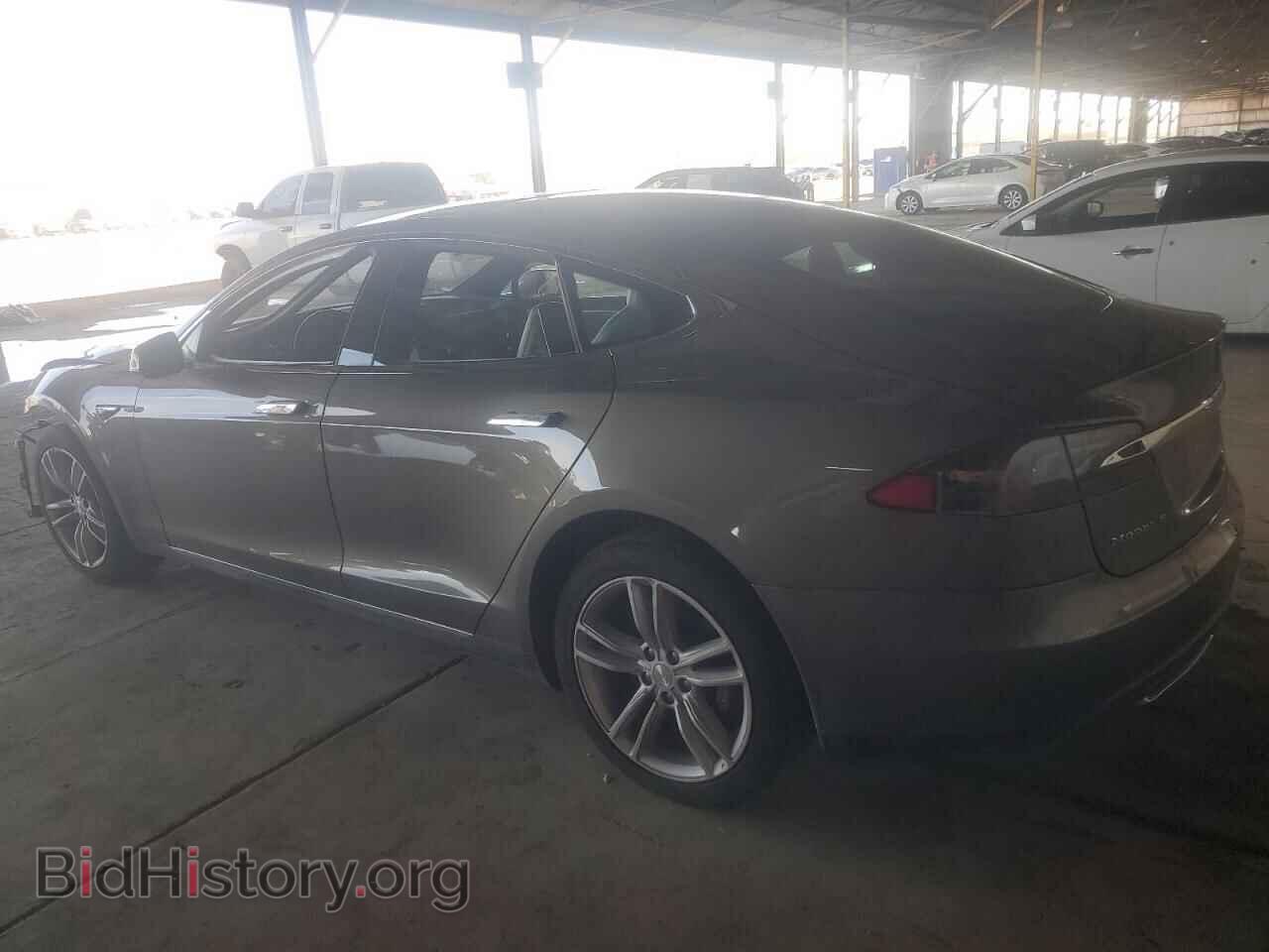 2015 TESLA MODEL S - VIN: 5YJSA1E21FF114167 - Photo 2