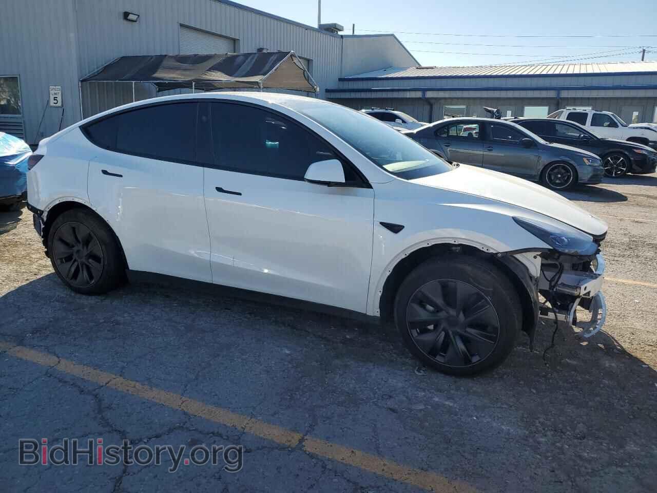 2025 TESLA MODEL Y - VIN: 7SAYGDED0SF317009 - Фото 4