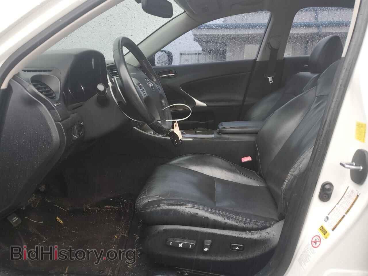2011 LEXUS IS - VIN: JTHBF5C28B5135443 - Photo 7