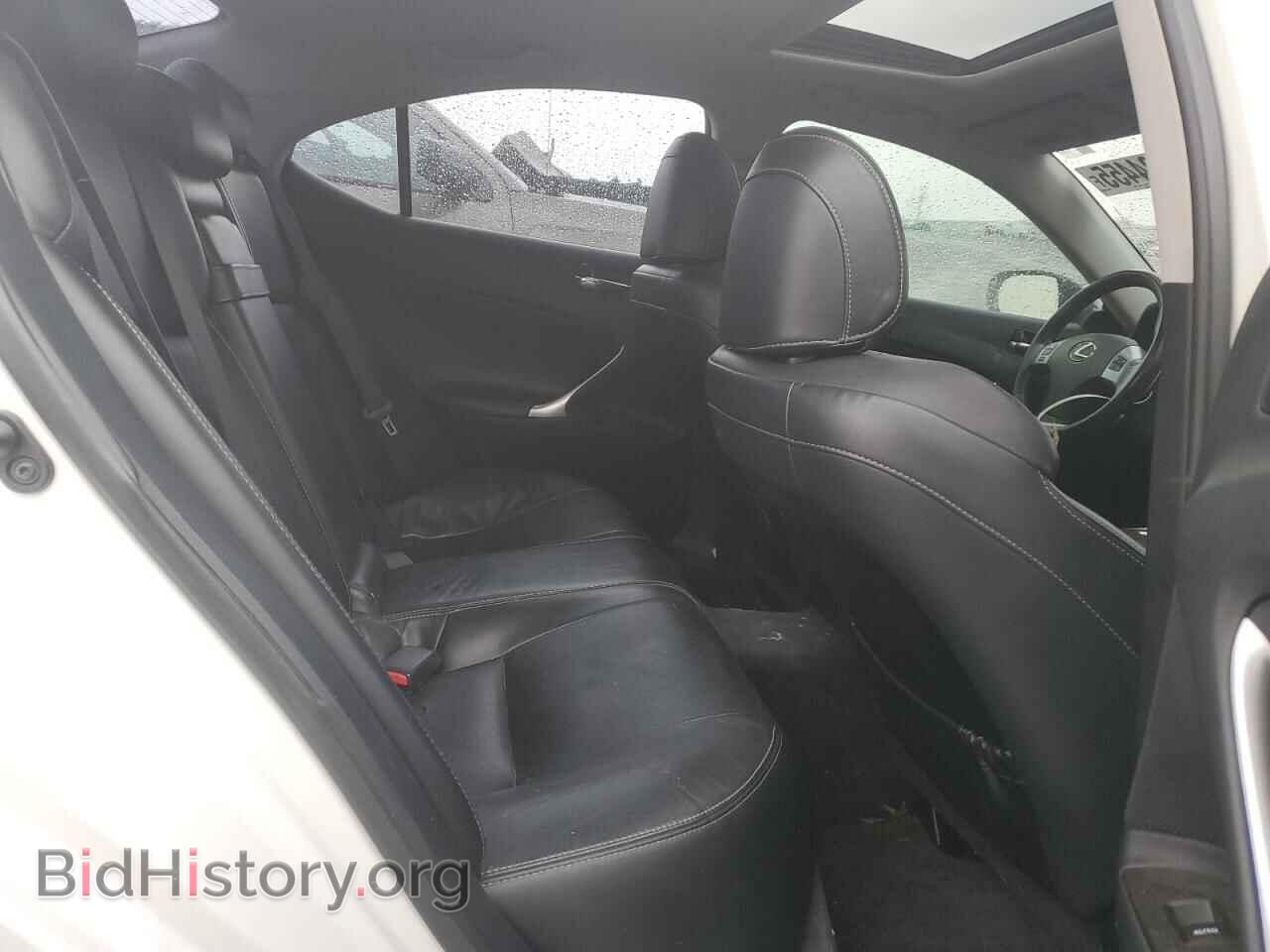 2011 LEXUS IS - VIN: JTHBF5C28B5135443 - Photo 10