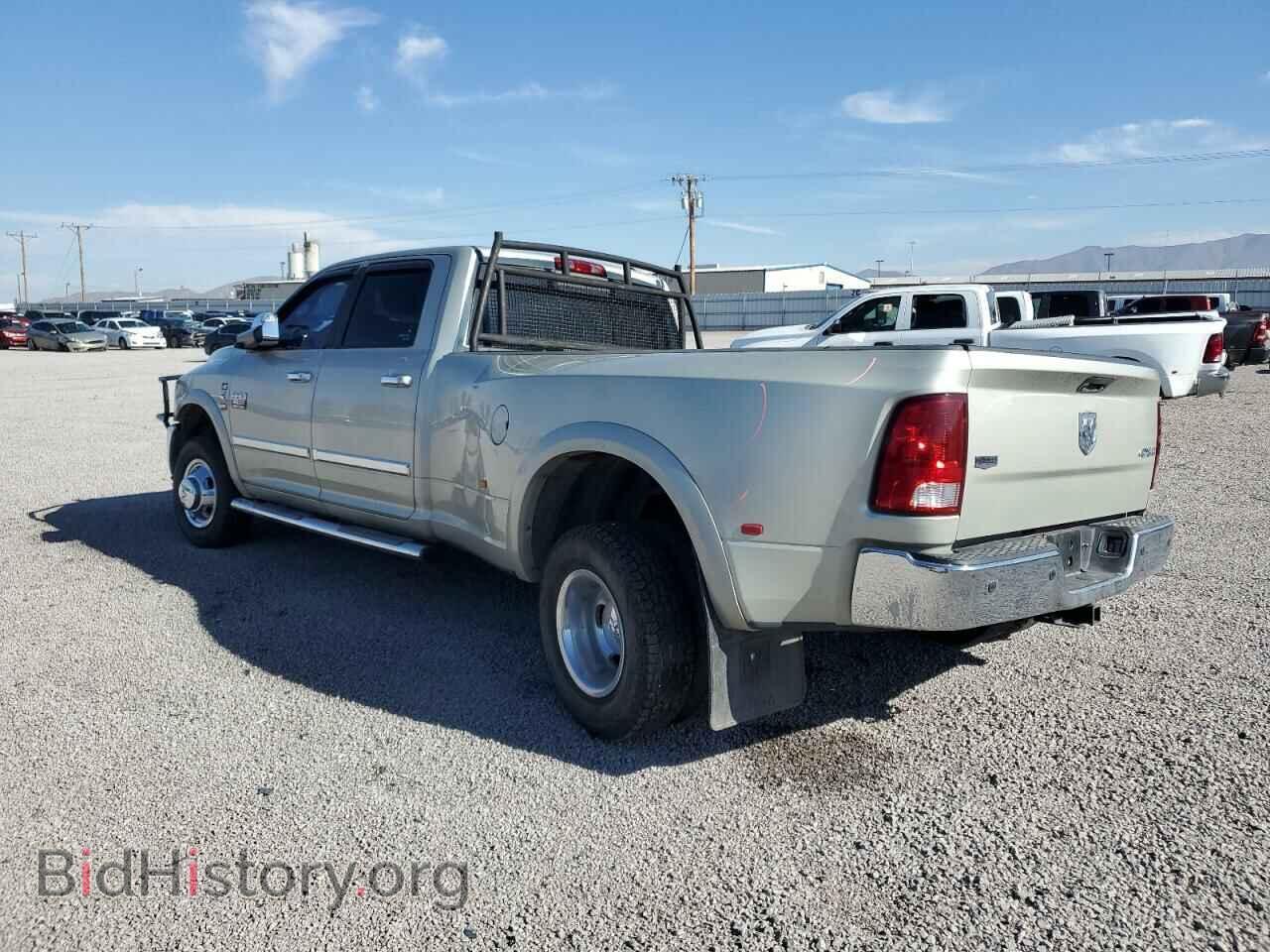 2010 DODGE All Models - VIN: 3D73Y4CL7AG137331 - Фото 2