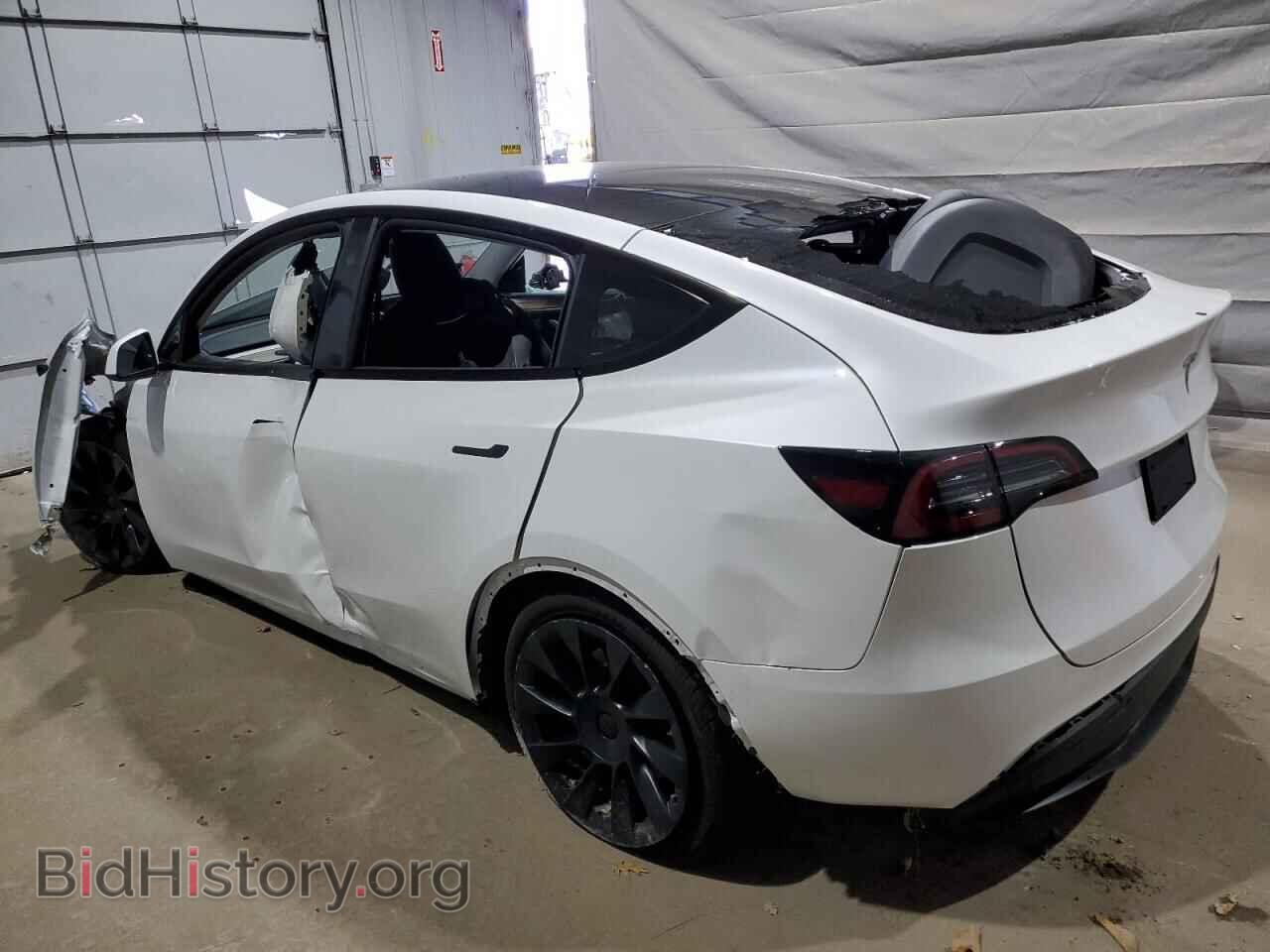 2025 TESLA MODEL Y - VIN: 7SAYGDED7SF219661 - Фото 2