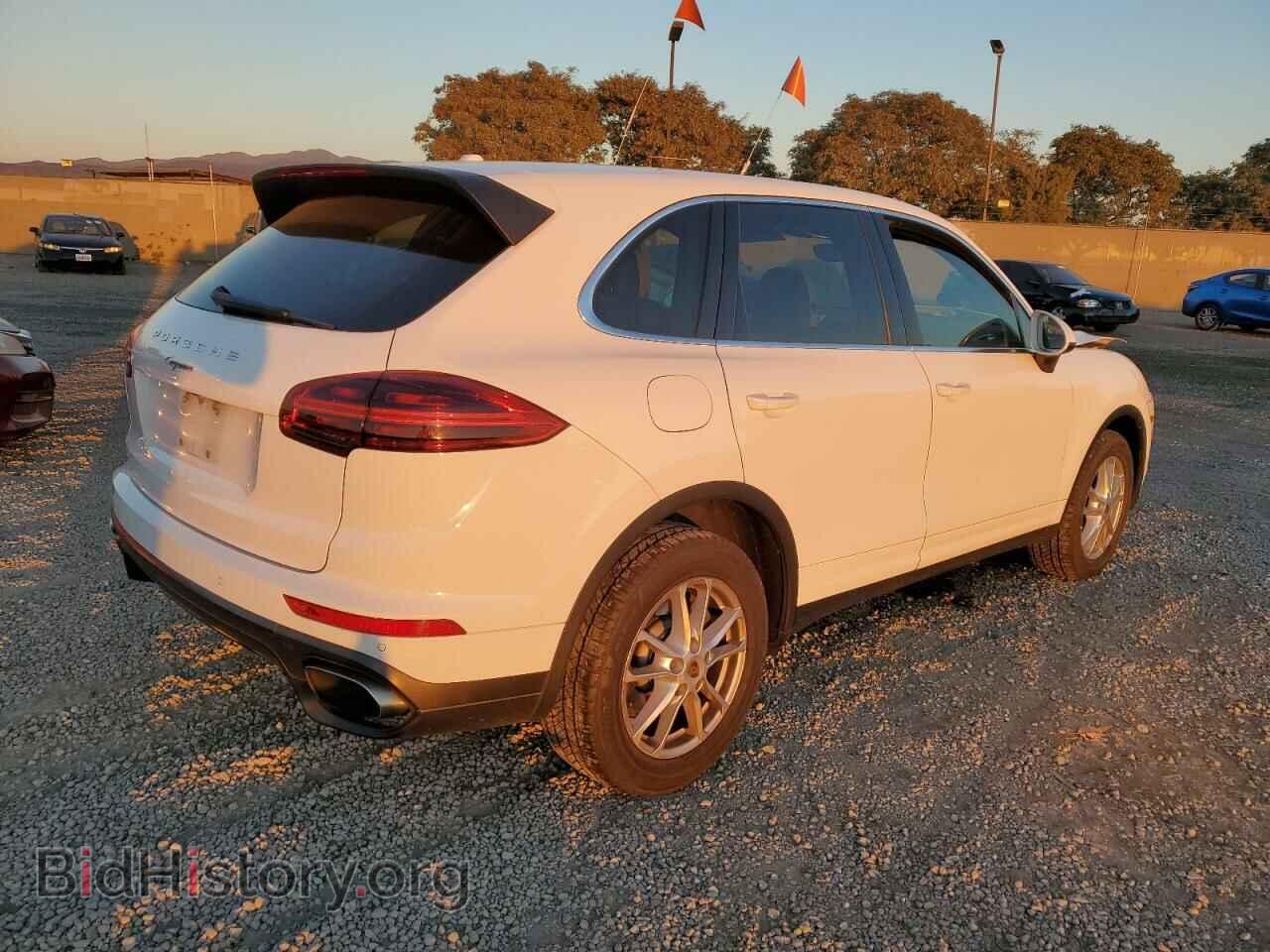 2016 PORSCHE CAYENNE - VIN: WP1AA2A27GLA00405 - Фото 3