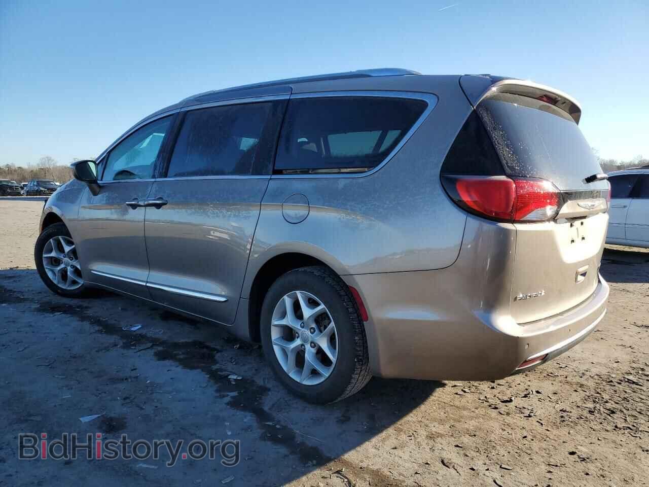 2018 CHRYSLER PACIFICA - VIN: 2C4RC1EG2JR234500 - Фото 2