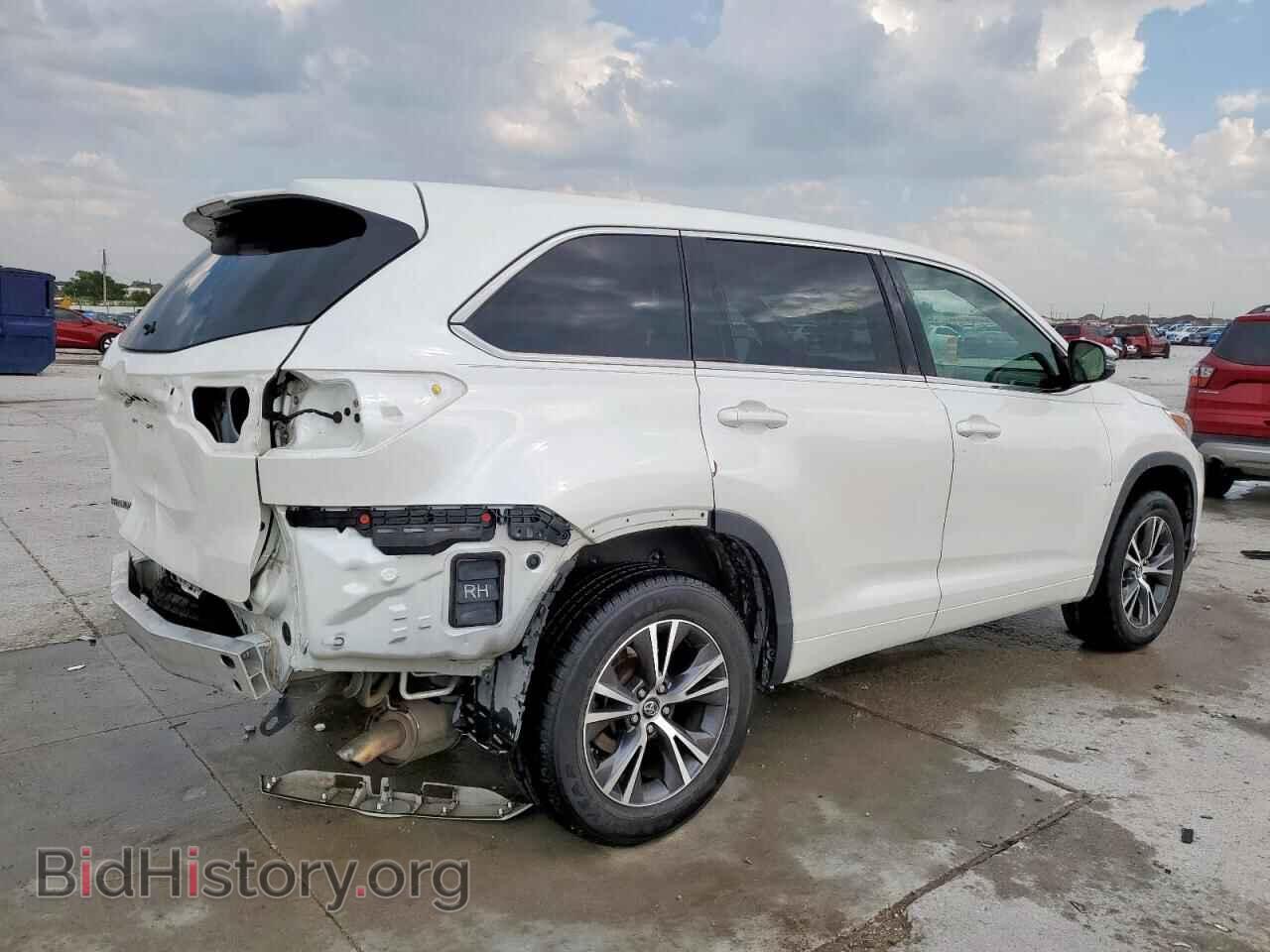 2017 TOYOTA HIGHLANDER - VIN: 5TDZARFH3HS031838 - Фото 3