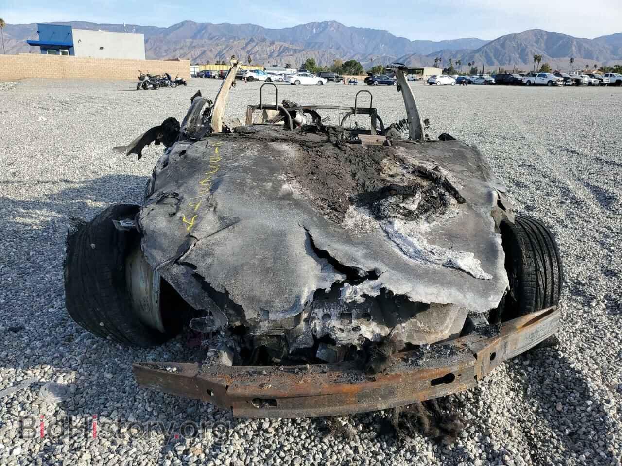 2016 TESLA MODEL S - VIN: 5YJSA1E17GF133587 - Photo 5