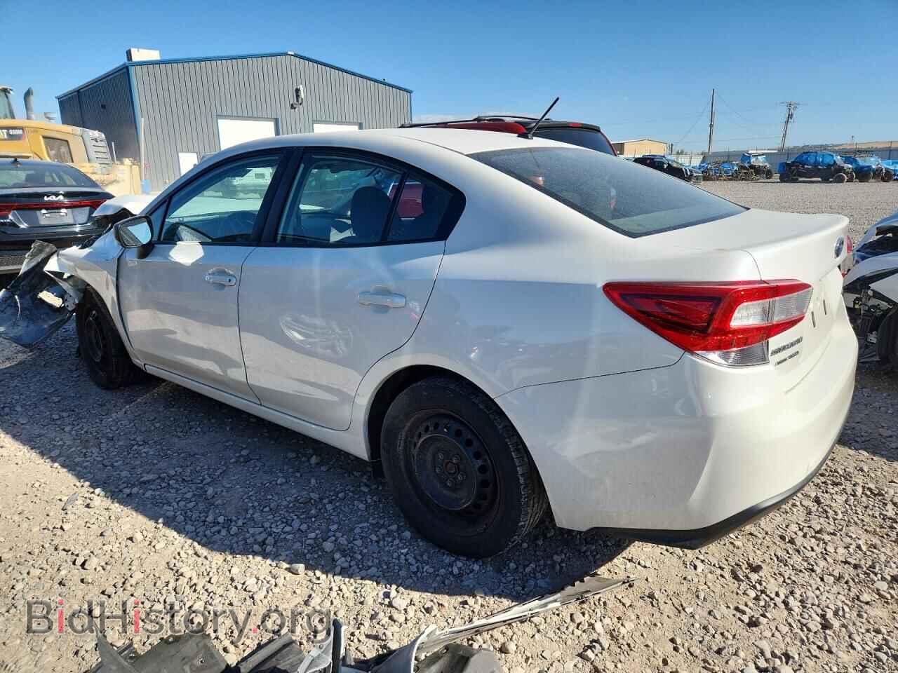 2018 SUBARU IMPREZA - VIN: 4S3GKAA62J1621379 - Фото 2