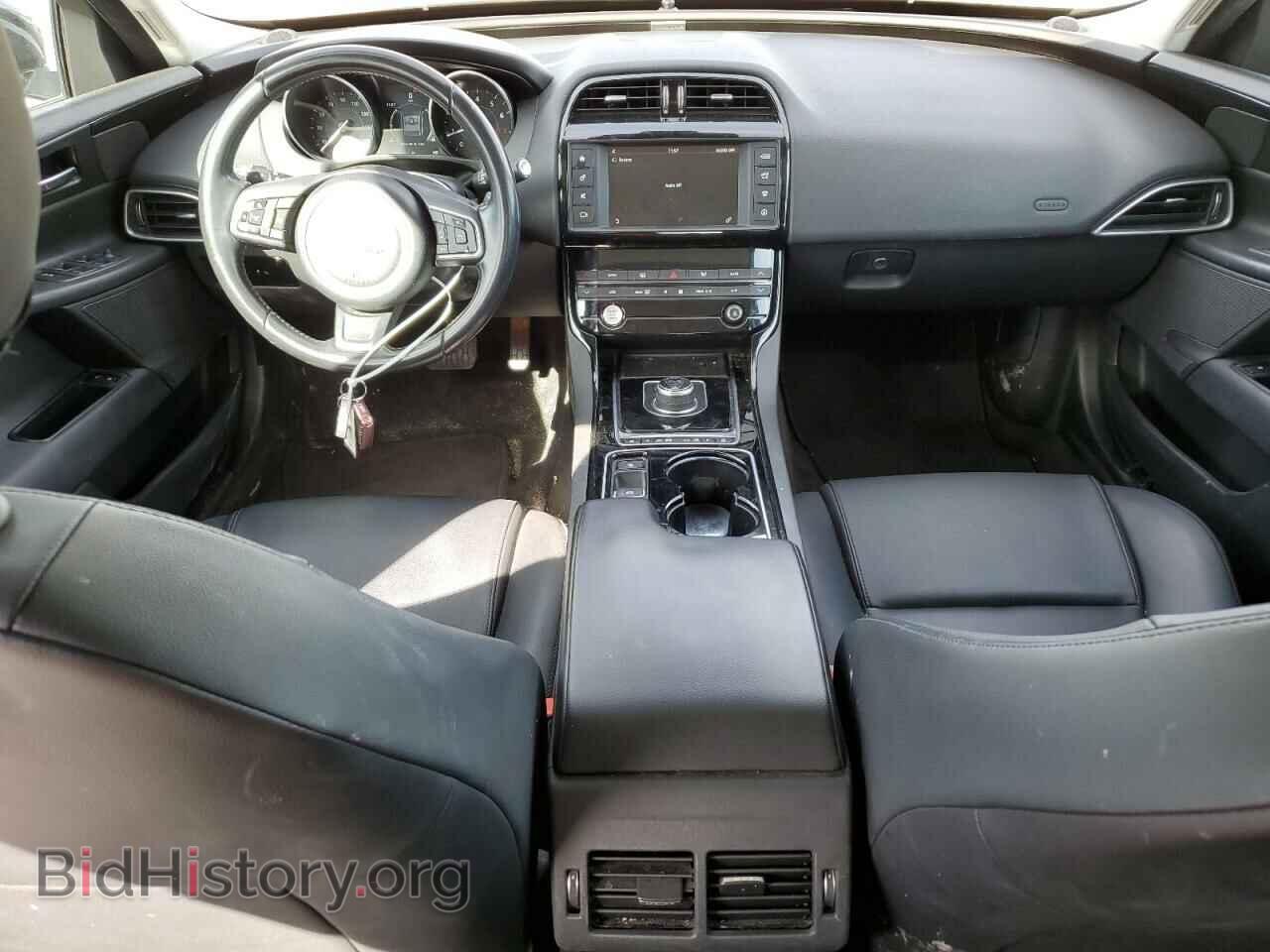 2017 JAGUAR XE - VIN: SAJAR4BG4HA951479 - Фото 8