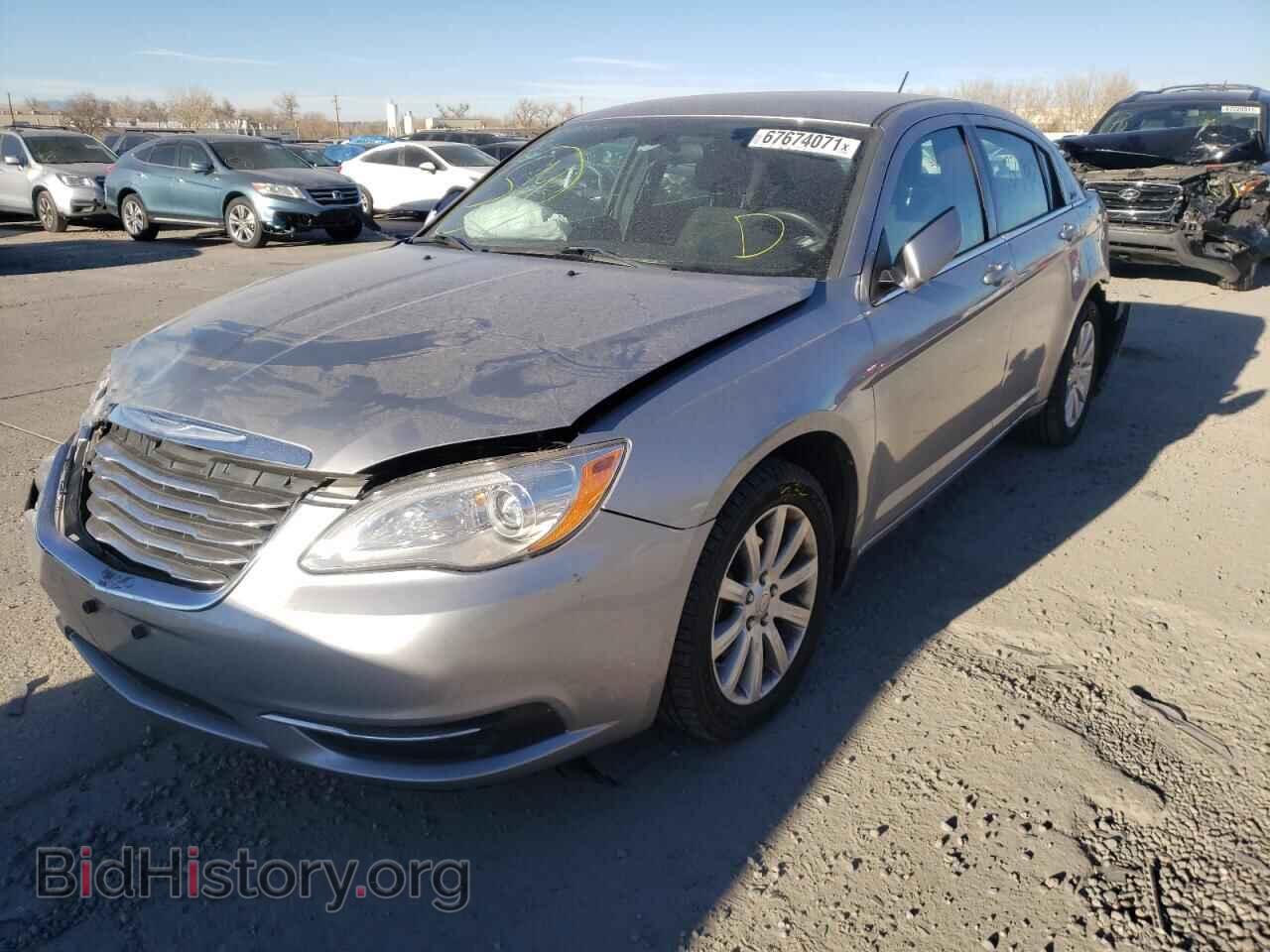 2013 CHRYSLER 200 - VIN: 1C3CCBBB4DN765112 - Фото 2