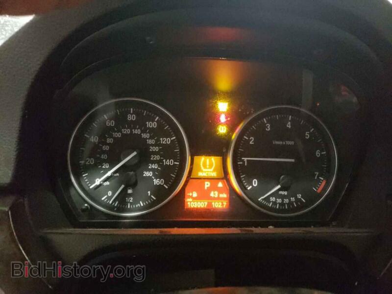 2011 BMW 3 SERIES (VIN WBAPH5C56BF094071) — photo 9 of 12