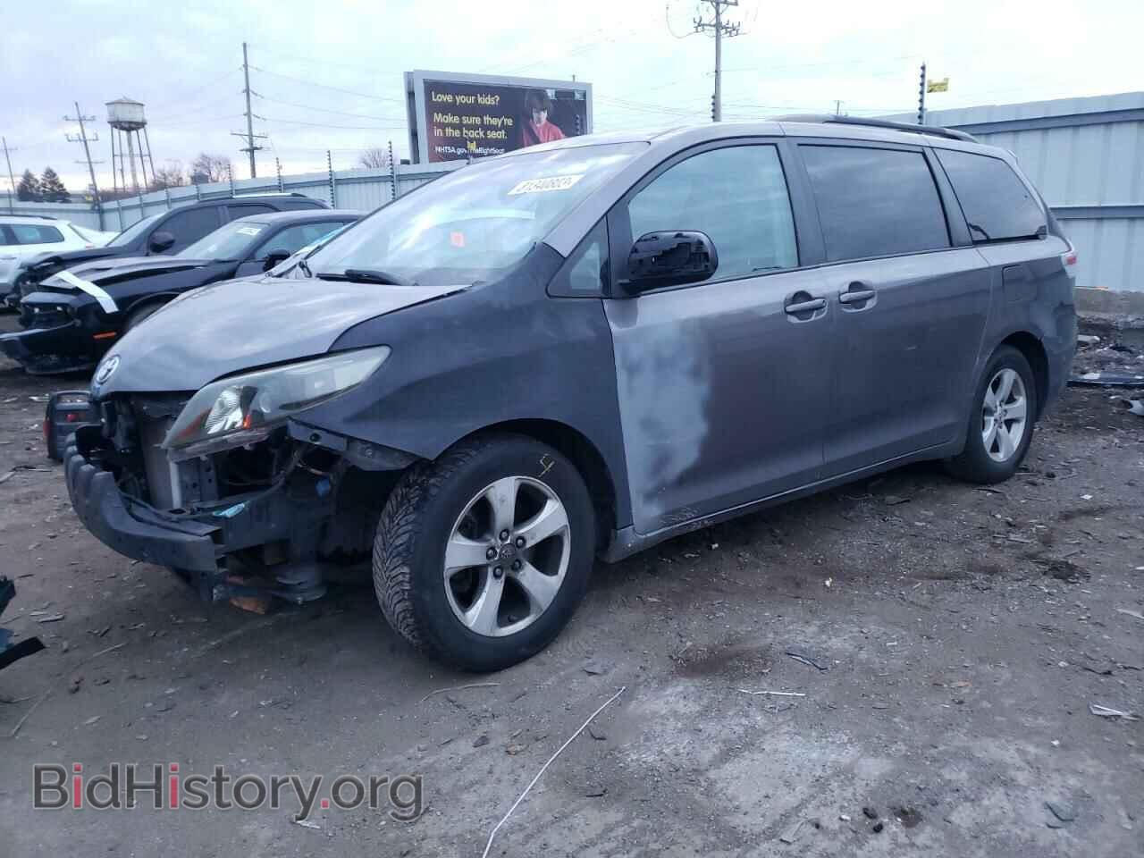 Photo 5TDKK3DC1BS064802 - TOYOTA All Models 2011
