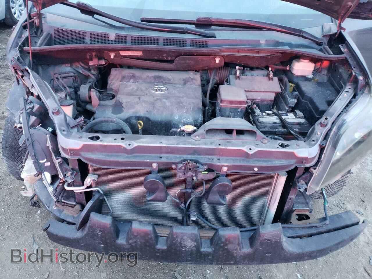 2011 TOYOTA All Models - VIN: 5TDKK3DC1BS064802 - Photo 12