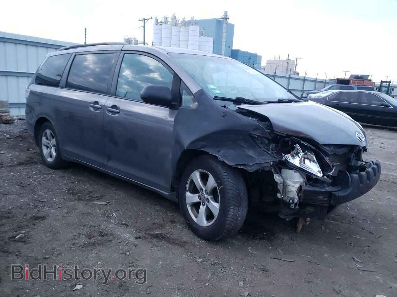 2011 TOYOTA All Models - VIN: 5TDKK3DC1BS064802 - Photo 4