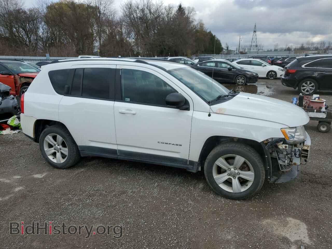 2011 JEEP COMPASS - VIN: 1J4NF4FB4BD235303 - Photo 4