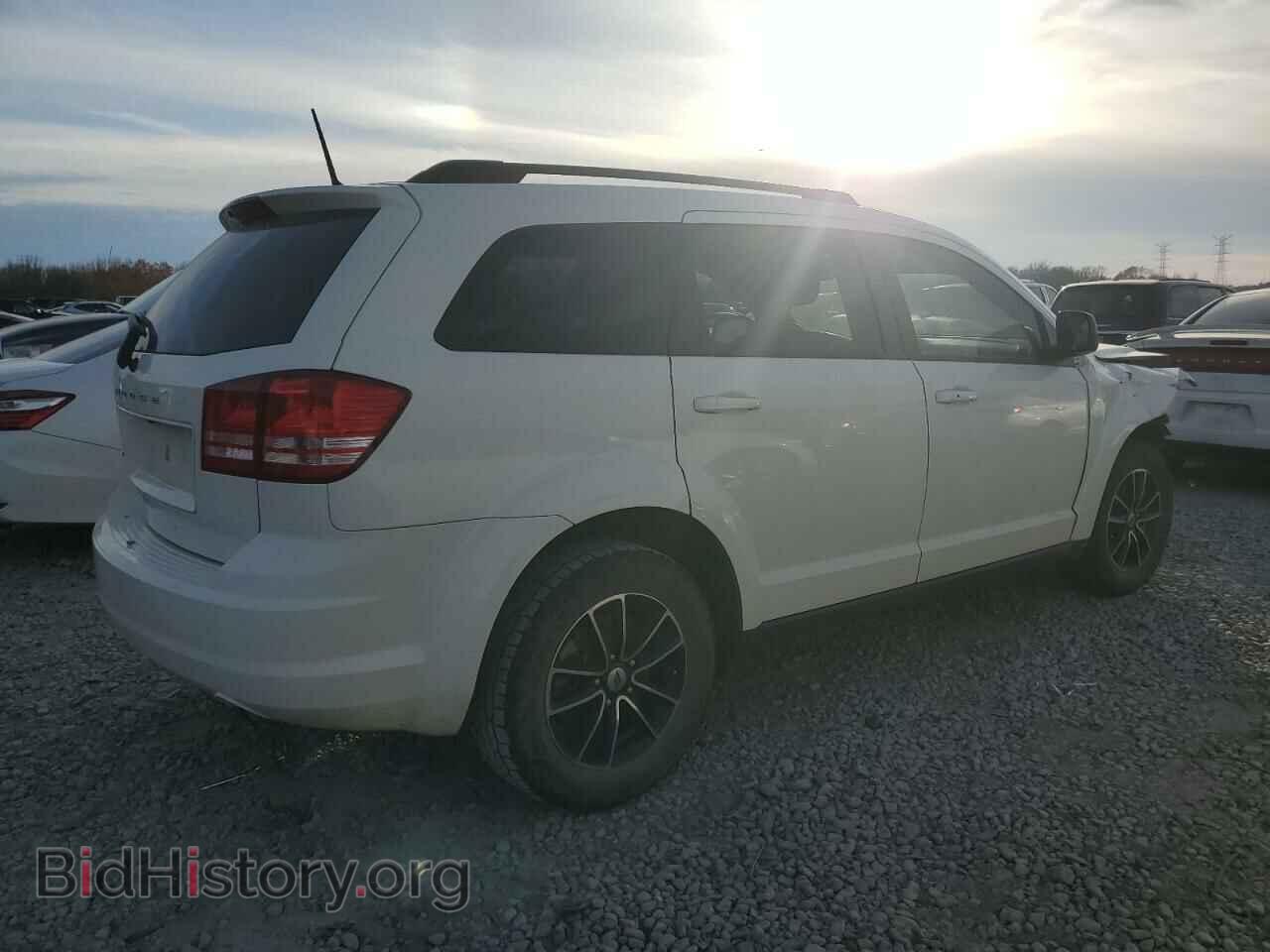 2018 DODGE JOURNEY - VIN: 3C4PDCAB3JT534165 - Фото 3