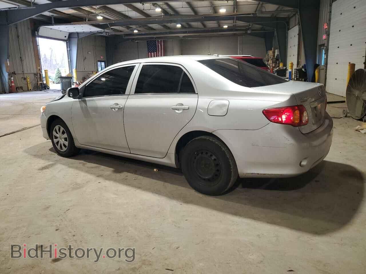 2010 TOYOTA COROLLA - VIN: 2T1BU4EE5AC470198 - Фото 2