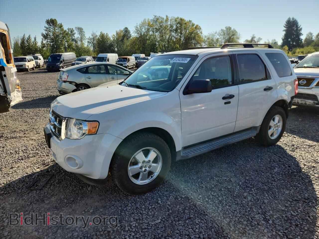 Фотография 1FMCU0D77BKA44671 - FORD ESCAPE 2011