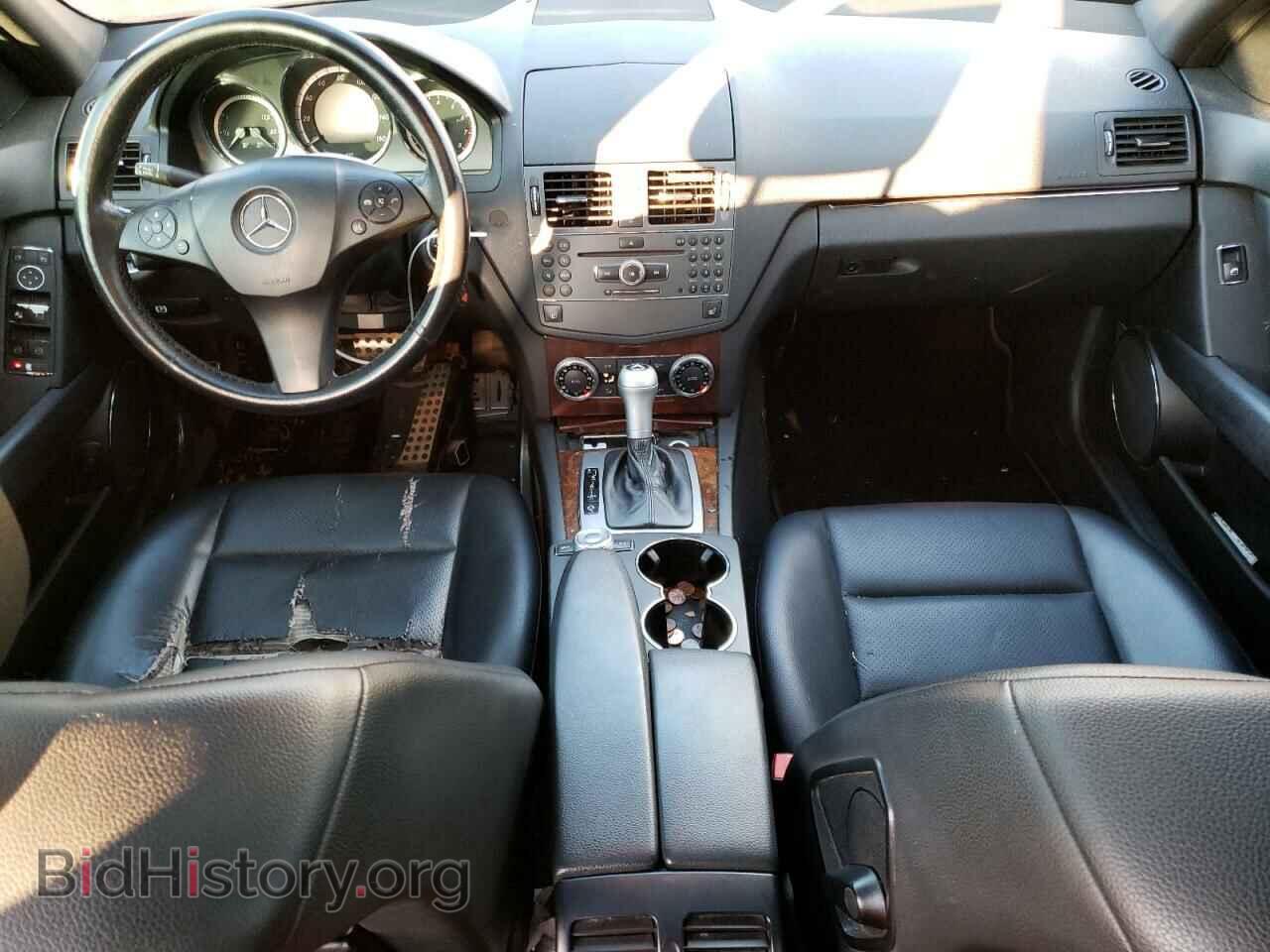 2010 MERCEDES-BENZ C-CLASS - VIN: WDDGF8BB2AR095920 - Фото 8