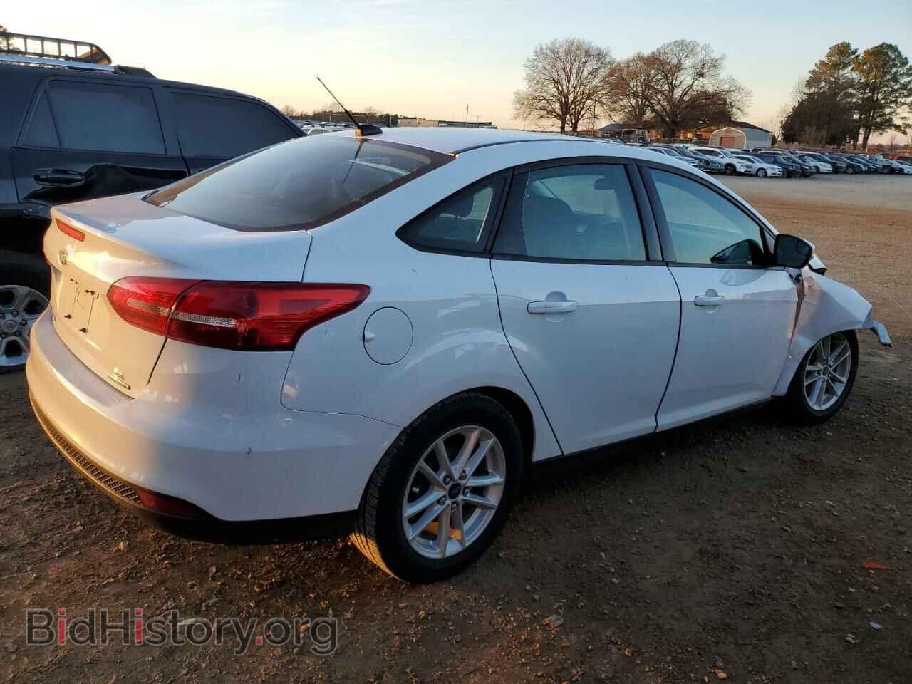 2016 FORD FOCUS - VIN: 1FADP3F26GL273885 - Фото 3