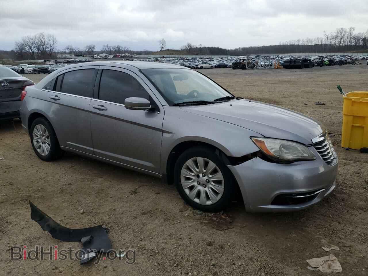 2014 CHRYSLER 200 - VIN: 1C3CCBAB2EN208332 - Фото 4