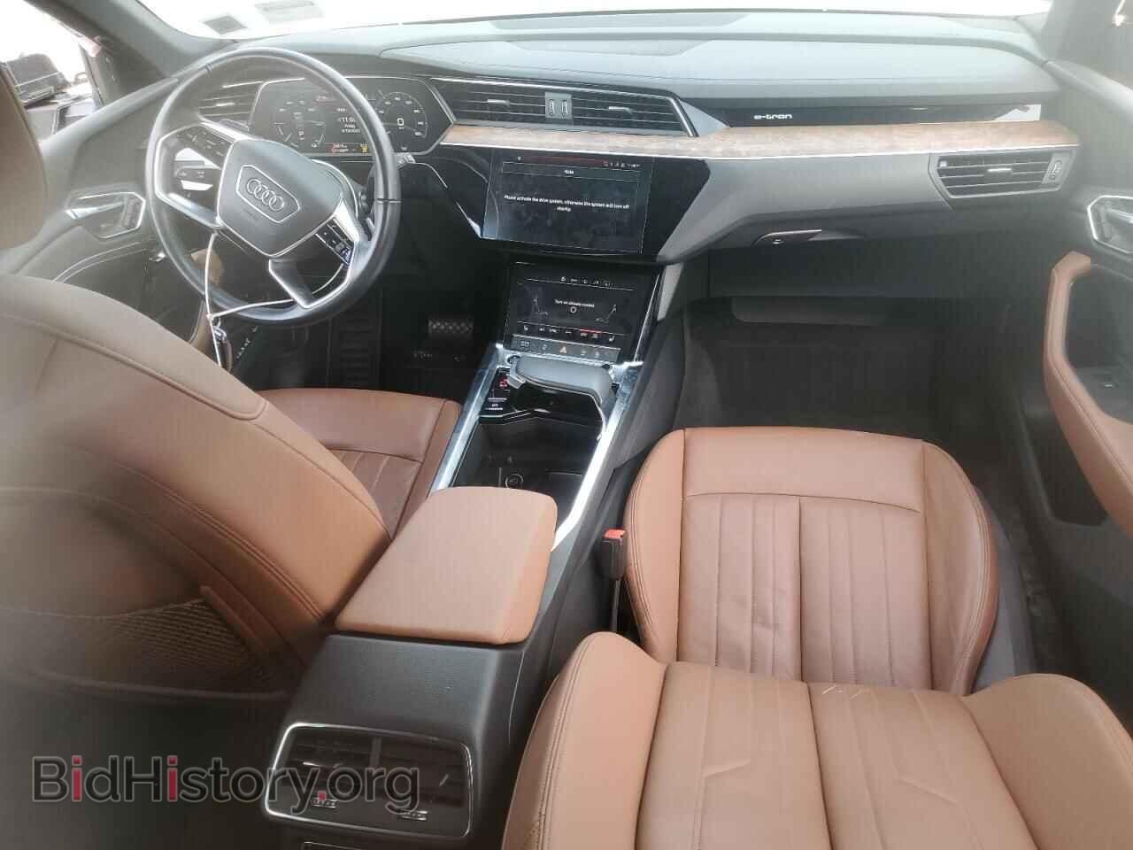 2021 AUDI E-TRON - VIN: WA1AAAGE2MB017640 - Photo 8