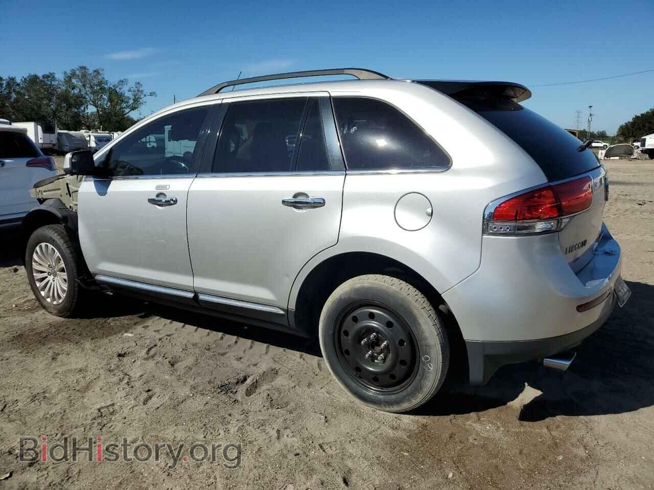 2011 LINCOLN MKX - VIN: 2LMDJ6JK9BBJ06966 - Фото 2