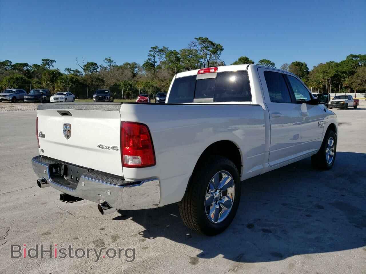 2019 RAM 1500 - VIN: 1C6RR6TT1KS693780 - Photo 3