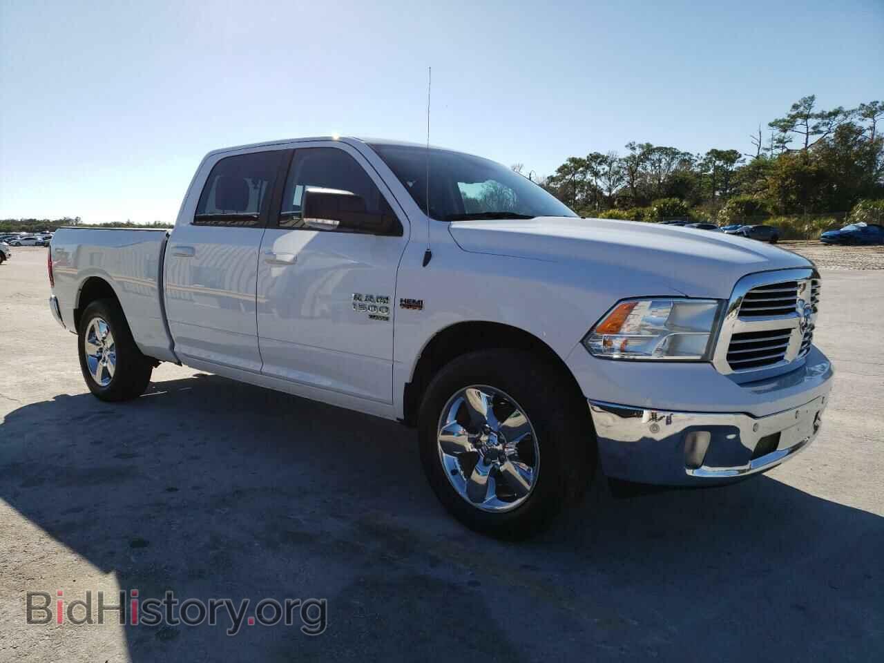 2019 RAM 1500 - VIN: 1C6RR6TT1KS693780 - Photo 4