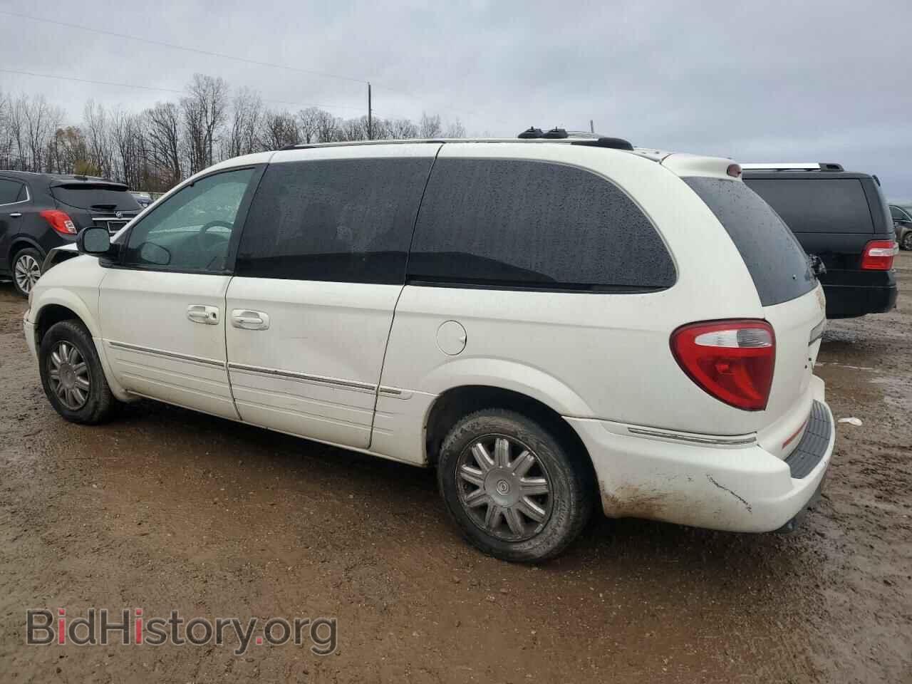 2005 CHRYSLER MINIVAN - VIN: 2C8GP64L35R286424 - Фото 2
