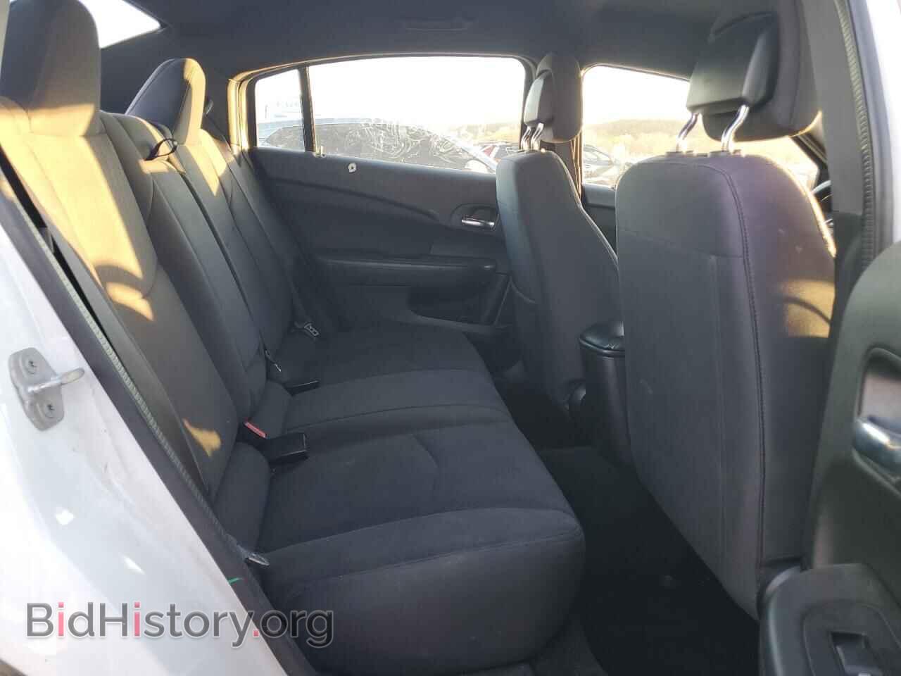 2014 CHRYSLER 200 - VIN: 1C3CCBAB4EN205562 - Фото 10