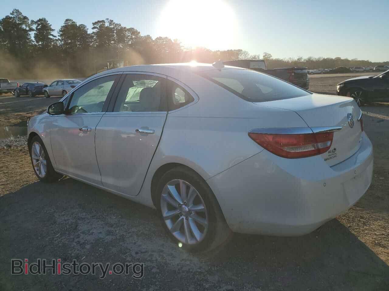 2014 BUICK VERANO - VIN: 1G4PR5SK4E4194656 - Фото 2