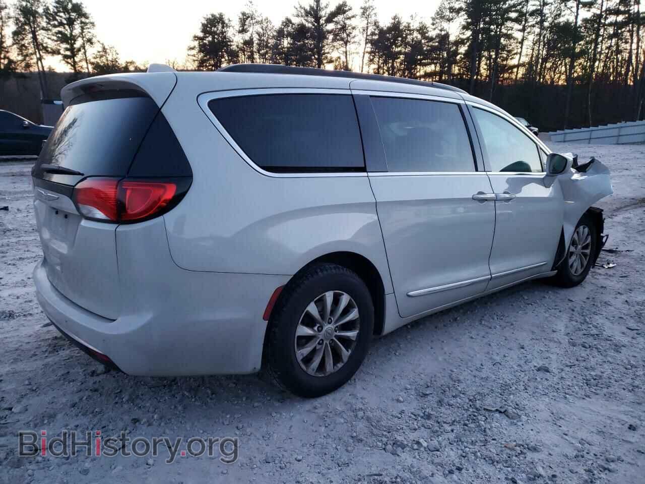 2017 CHRYSLER PACIFICA - VIN: 2C4RC1BG1HR733772 - Фото 3