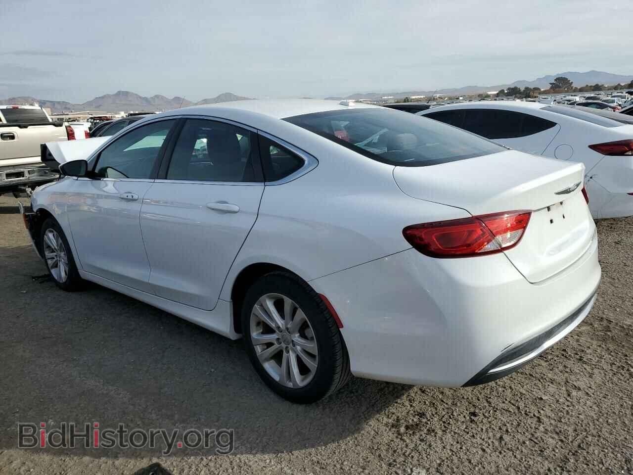 2015 CHRYSLER 200 - VIN: 1C3CCCAB4FN741063 - Фото 2