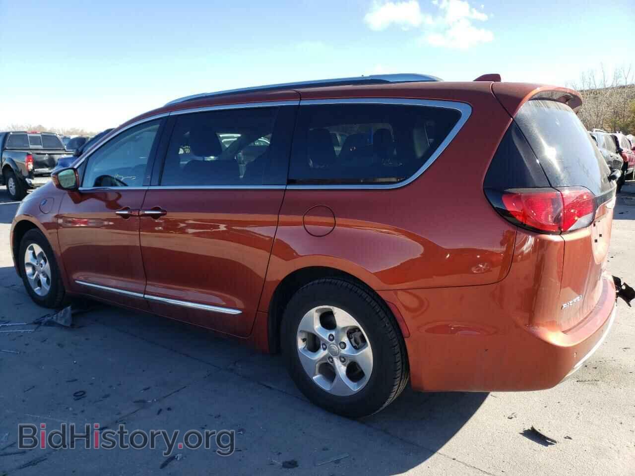 2018 CHRYSLER PACIFICA - VIN: 2C4RC1L7XJR175697 - Фото 2