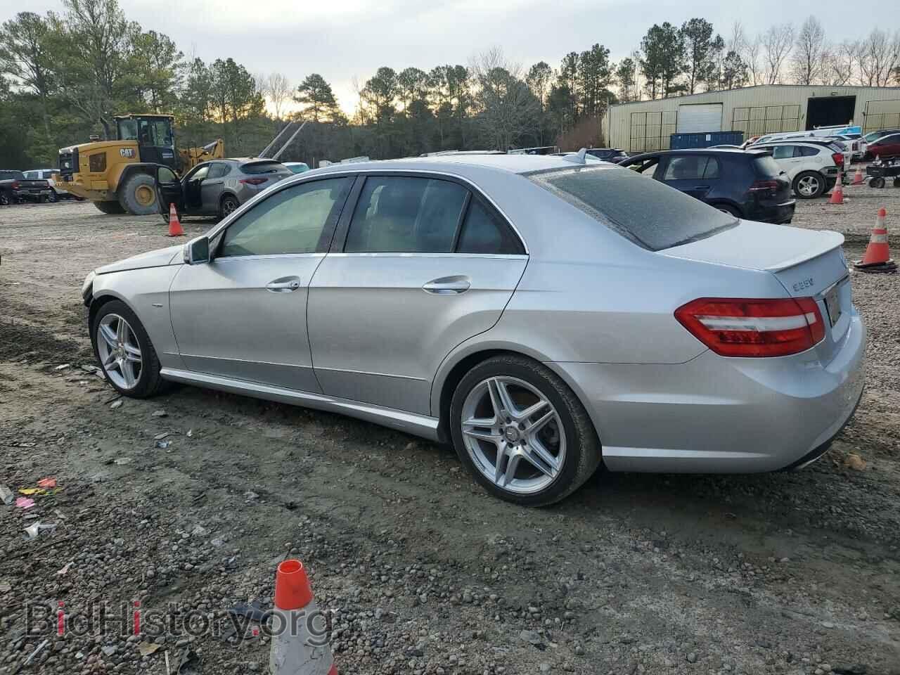 2012 MERCEDES-BENZ E-CLASS - VIN: WDDHF5KB8CA641754 - Фото 2